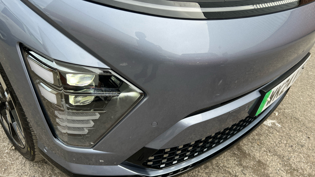 Hyundai Kona Advance Red #11