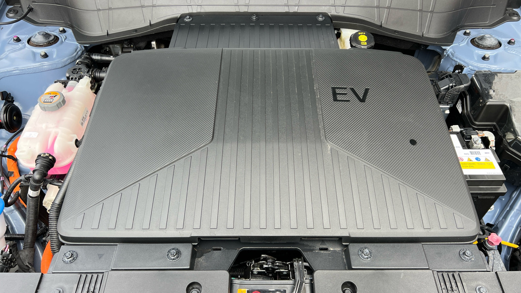 Hyundai Kona Advance Red #41