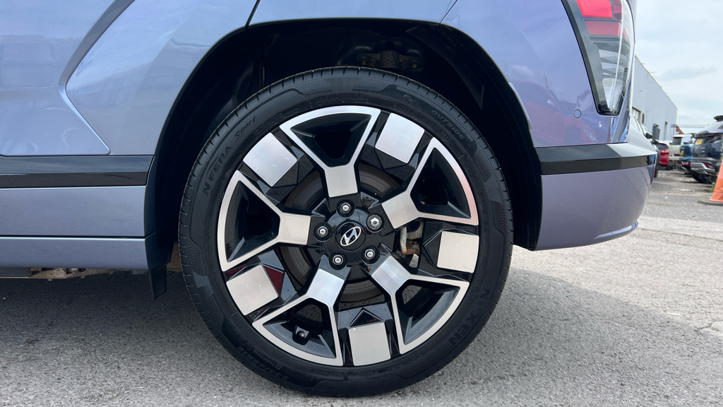 Hyundai Kona Advance Red #43