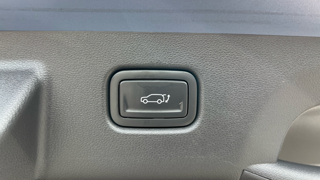 Hyundai Kona Advance Red #6