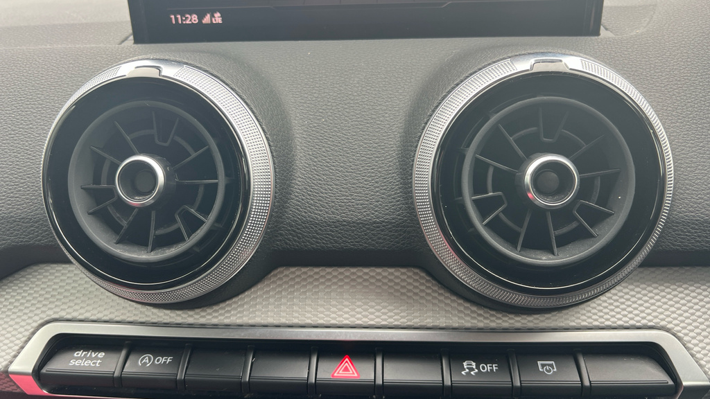 Audi Q2 35 Tfsi S Line S Tronic White #30