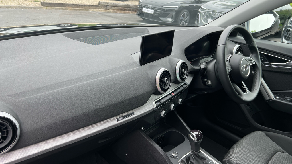 Audi Q2 35 Tfsi S Line S Tronic White #14