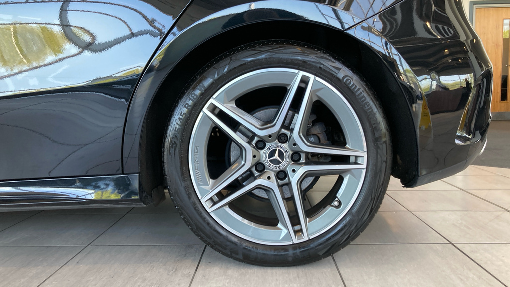 Mercedes-Benz A Class A200 Amg Line Executive Blue #24