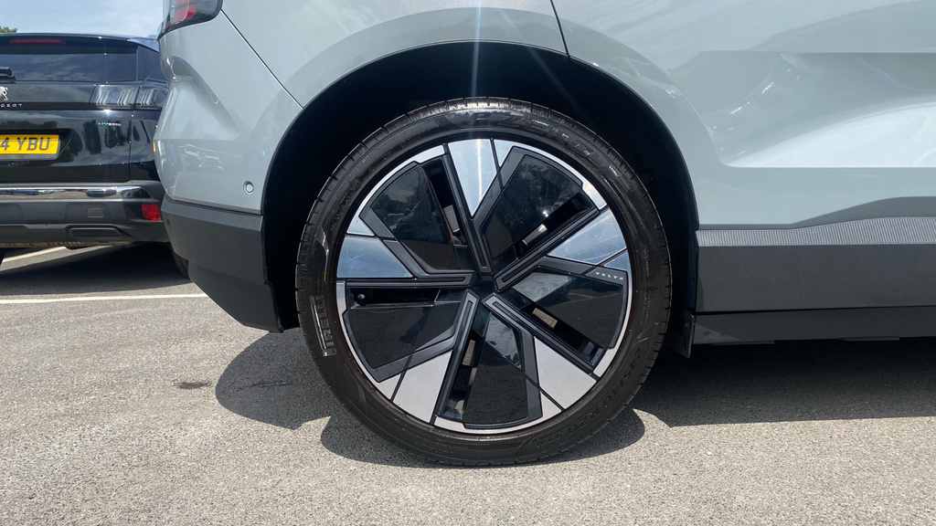 Volvo EX30 200Kw Sm Extended Range Plus 69Kwh Black #36