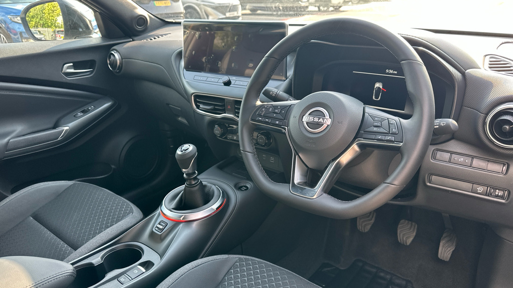 Nissan Juke Dig-t N-connecta Dct White #9