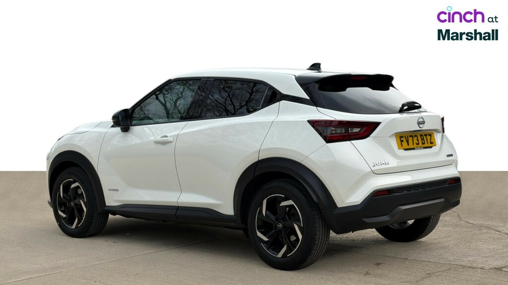 Nissan Juke N-connecta Red #5