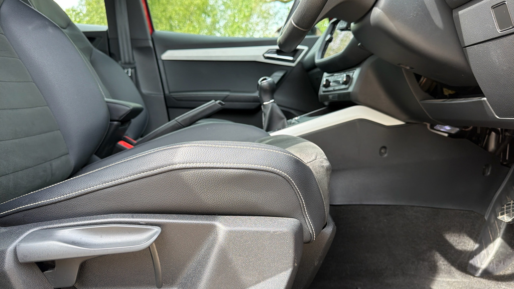 Seat Arona 1.0 Tsi 110 Fr Grey #41