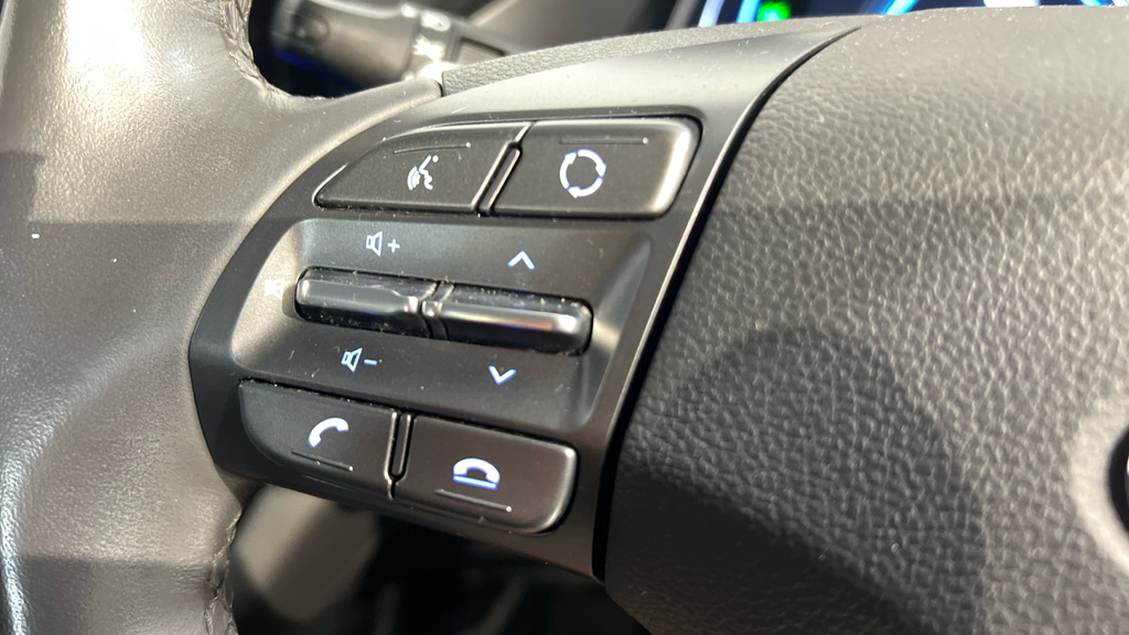 Hyundai Ioniq Hatchback Blue #19
