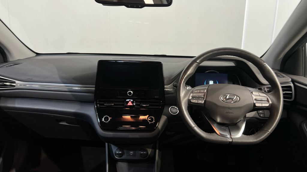 Hyundai Ioniq Hatchback Blue #11