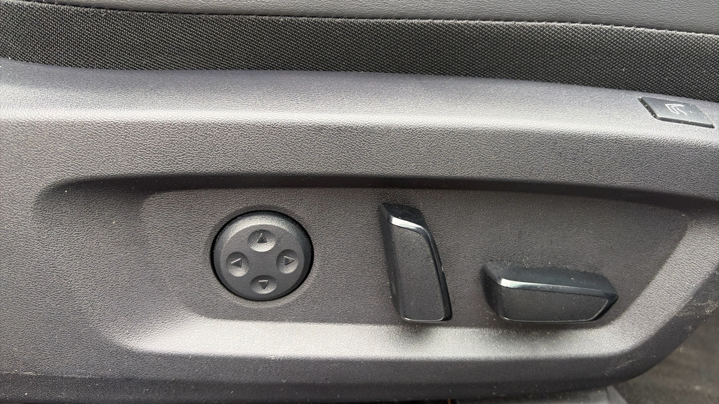 Nissan Qashqai E-power Tekna Plus Grey #32