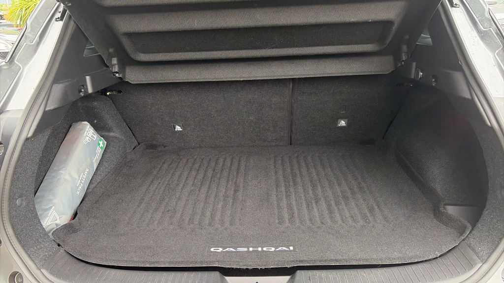Nissan Qashqai E-power Tekna Plus Grey #26