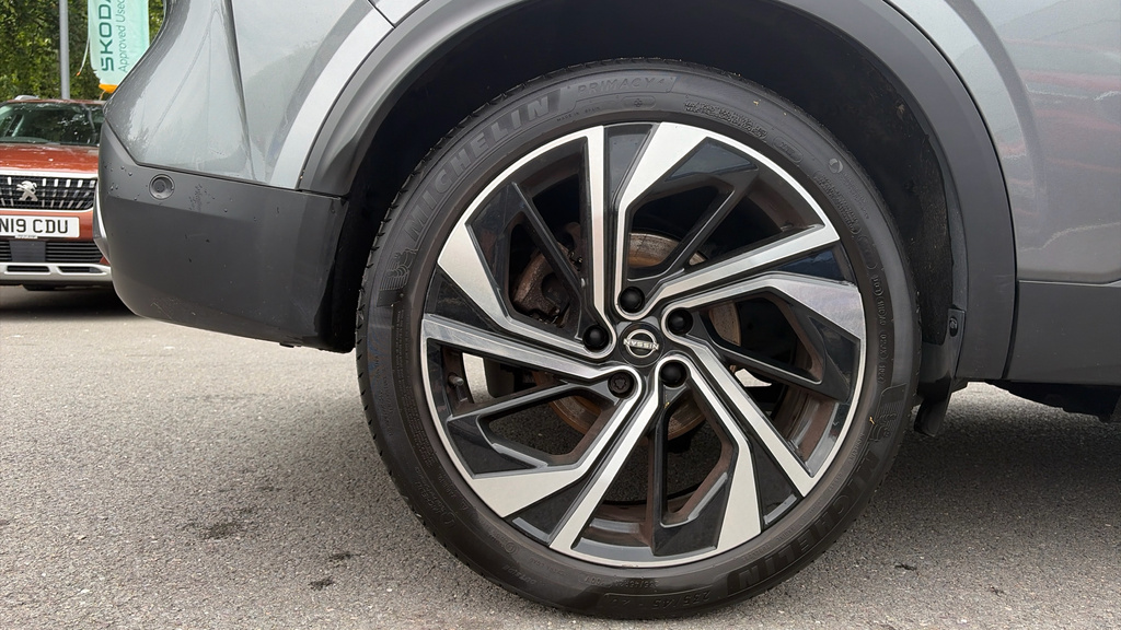 Nissan Qashqai E-power Tekna Plus Grey #30
