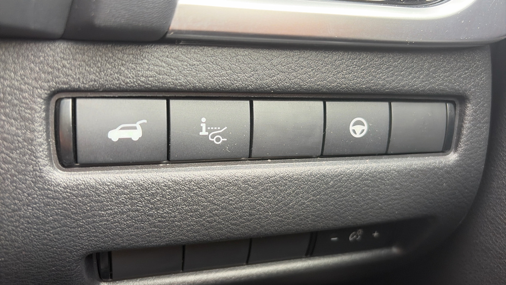Nissan Qashqai E-power Tekna Plus Grey #37