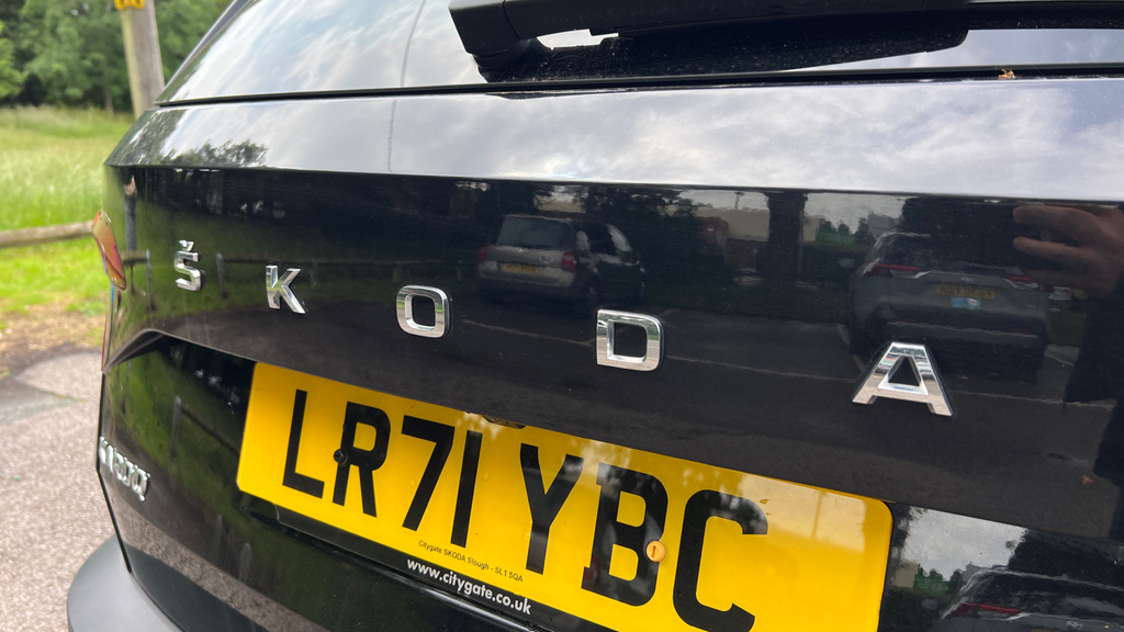 Skoda Karoq Edition Blue #38