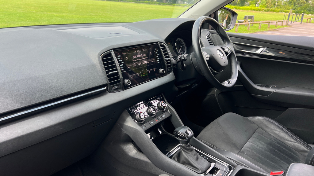 Skoda Karoq Edition Blue #15