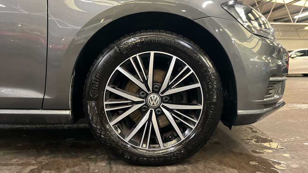Volkswagen Golf 2.0 Tdi 184 Gtd #20