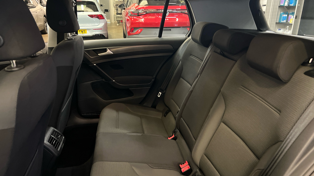 Volkswagen Golf 2.0 Tdi 184 Gtd #14