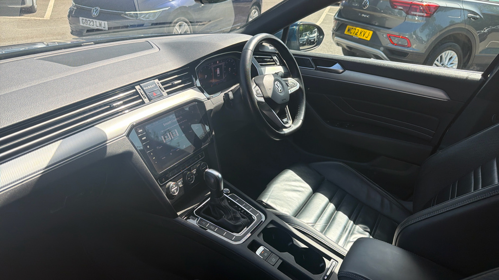 Volkswagen Passat 2.0 Tdi Evo Sel Black #10