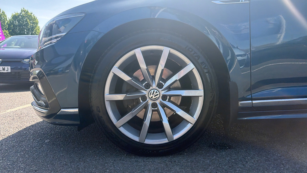 Volkswagen Passat 2.0 Tdi Evo Sel Black #18