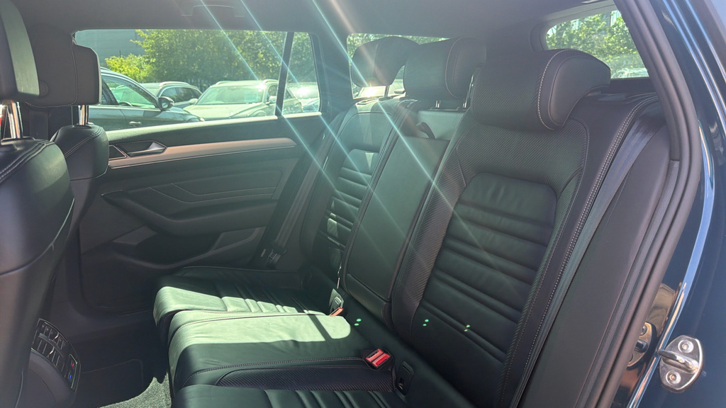 Volkswagen Passat 2.0 Tdi Evo Sel Black #14