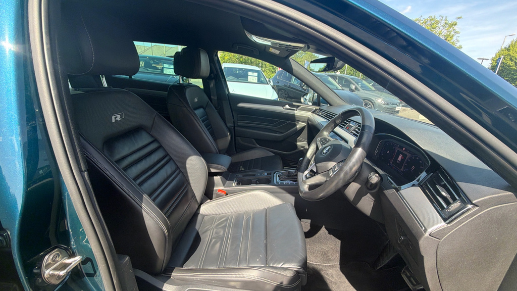 Volkswagen Passat 2.0 Tdi Evo Sel Black #27