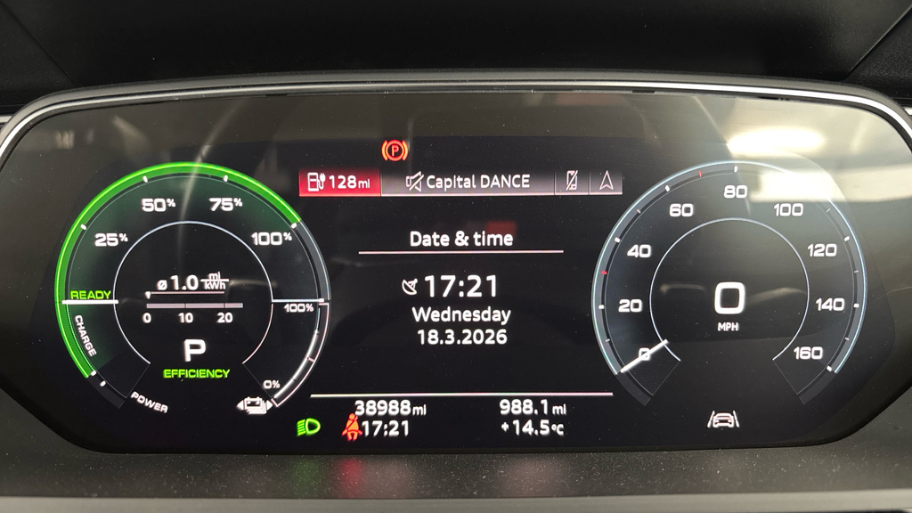 Audi E-tron Audi E-tron Sportback Vorsprung 55 Quattro 300,00 Black #16