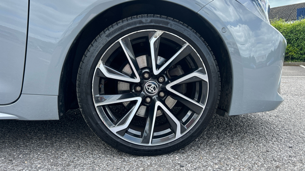 Toyota Corolla Corolla Excel Hev Cvt Black #20