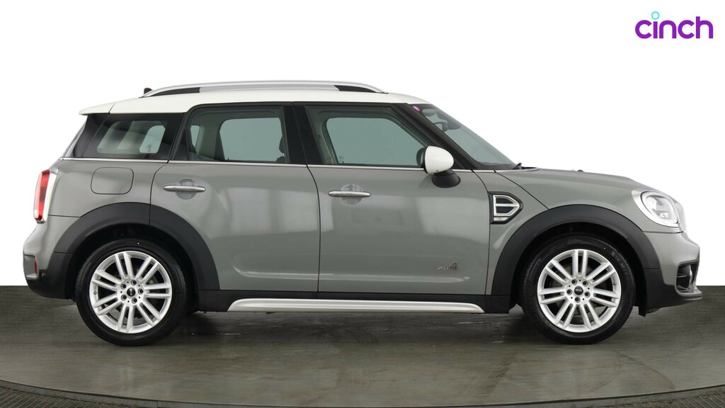 Mini Countryman F60 Mini Cooper S E Classic White #2