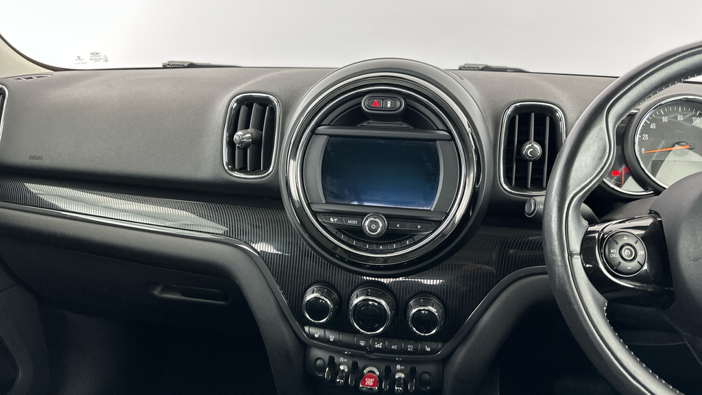 Mini Countryman F60 Mini Cooper S E Classic White #17