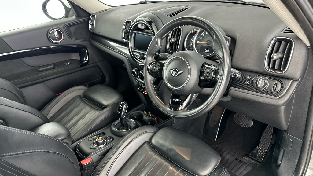 Mini Countryman F60 Mini Cooper S E Classic White #9