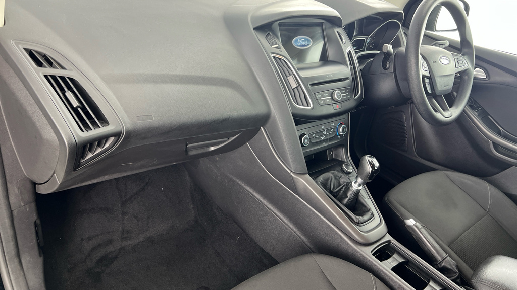 Ford Focus 1.0 Ecoboost 125 St-line White #10
