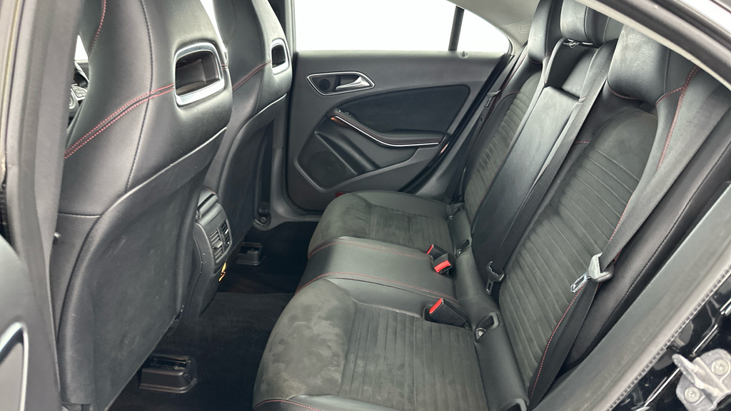 Mercedes-Benz CLA Class 200 Amg Line Tip Black #19