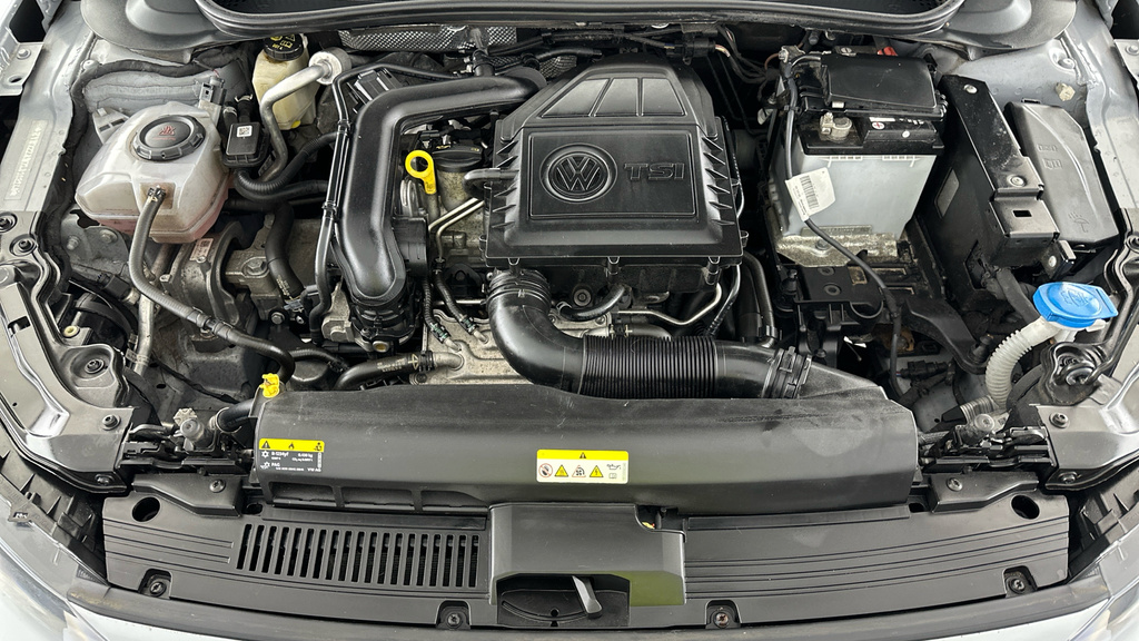 Volkswagen Polo Hatchback Silver #23