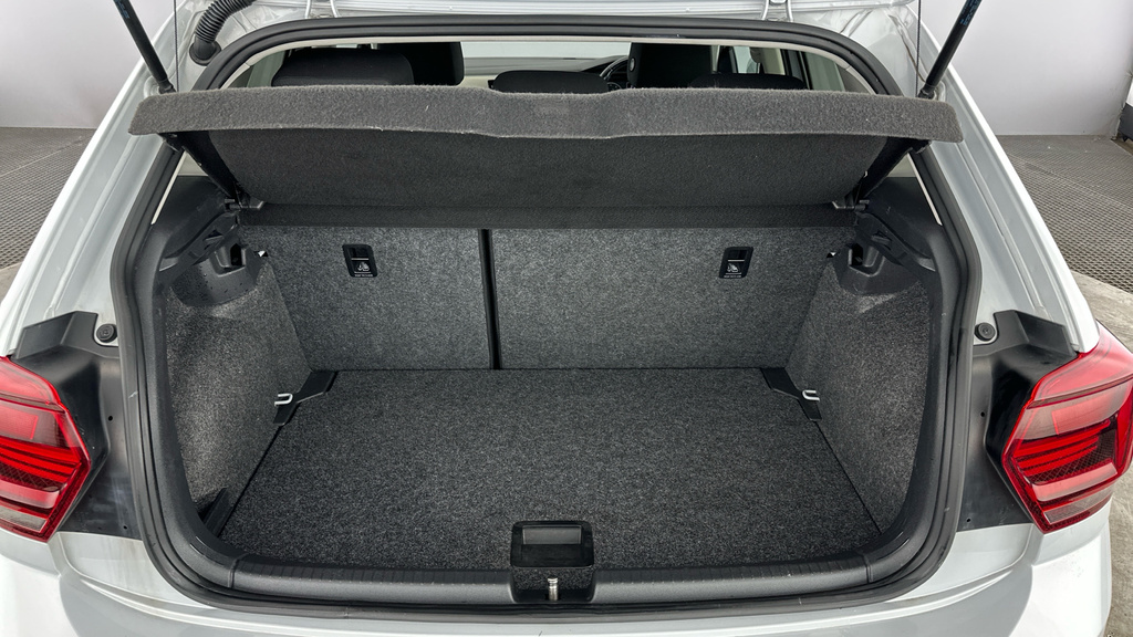 Volkswagen Polo Hatchback Silver #22