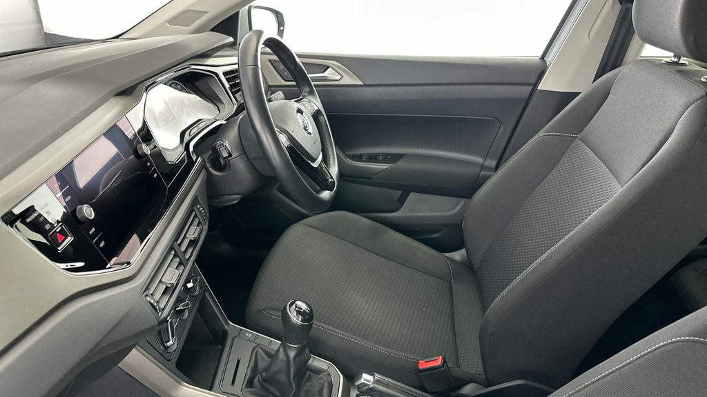 Volkswagen Polo Hatchback Silver #31
