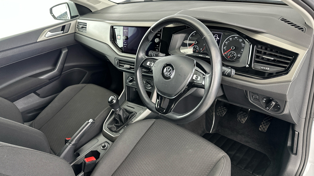 Volkswagen Polo Hatchback Silver #9