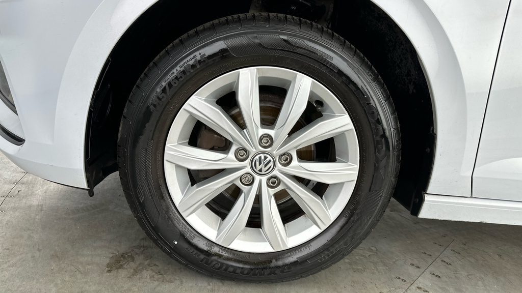 Volkswagen Polo Hatchback Silver #24