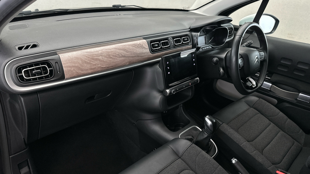 Citroen C3 Citroen C3 1.2 Puretech Saint James Hatchback 5... Beige #11