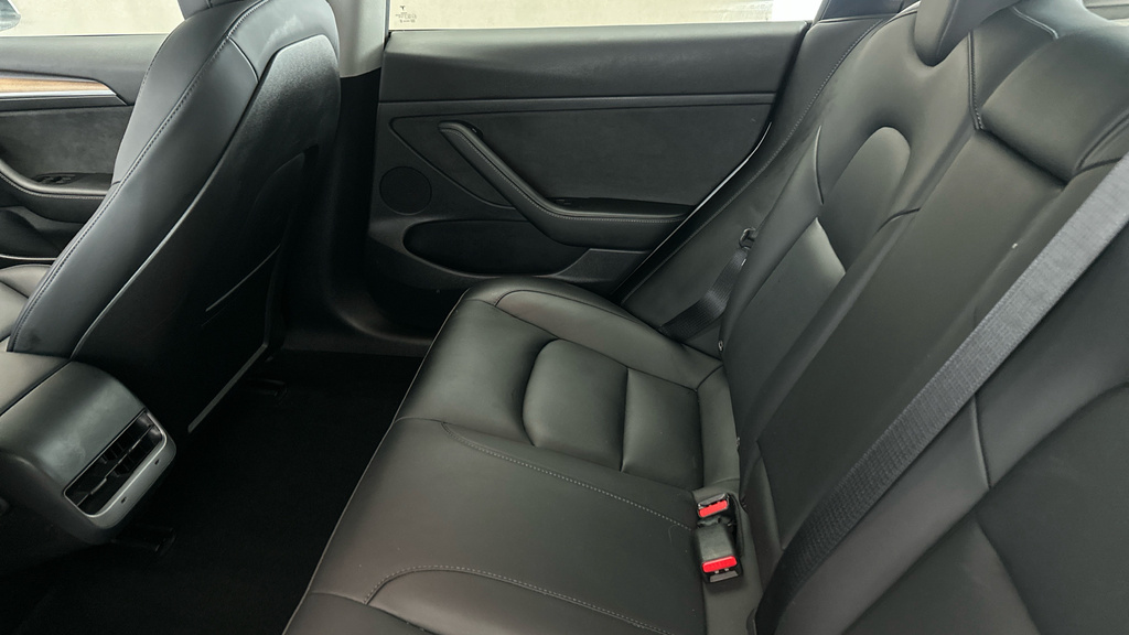 Tesla Model 3 Saloon Rwd 241 Bhp Black #22