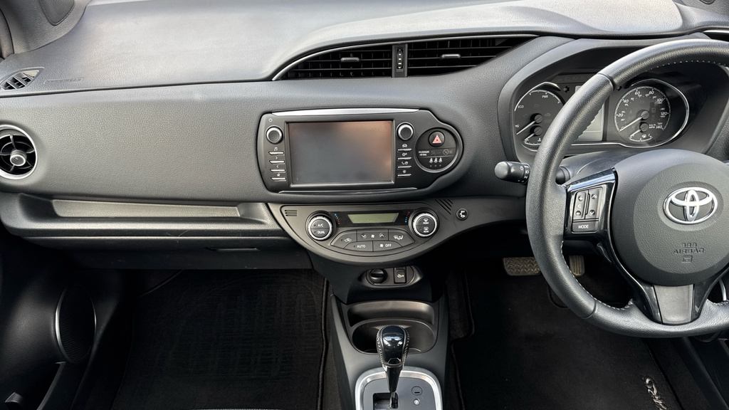 Toyota Yaris Hatchback  #12
