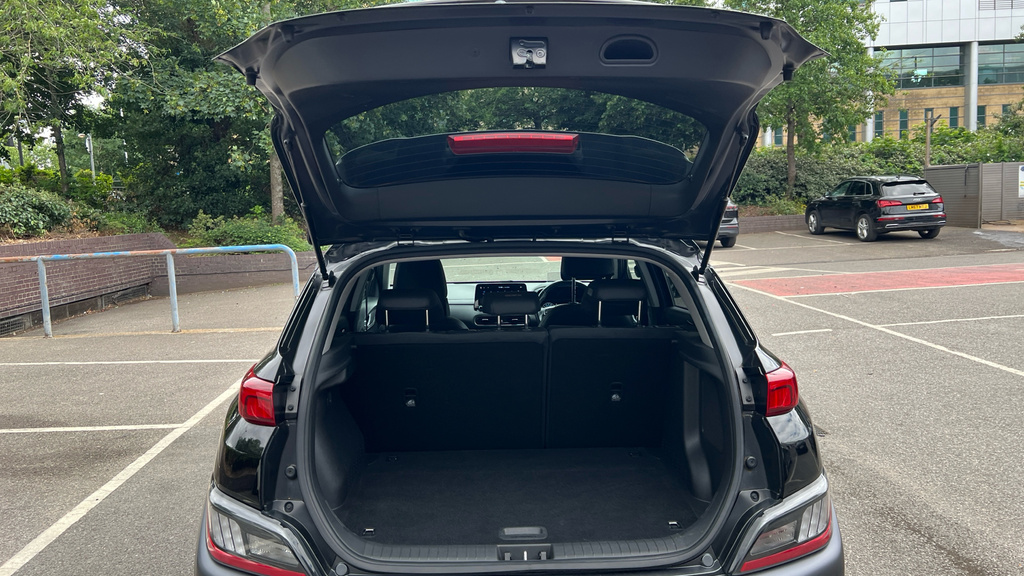 Hyundai Kona Hatchback Blue #17