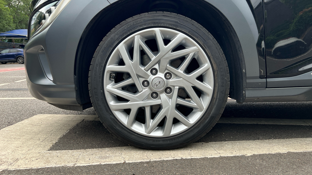 Hyundai Kona Hatchback Blue #19