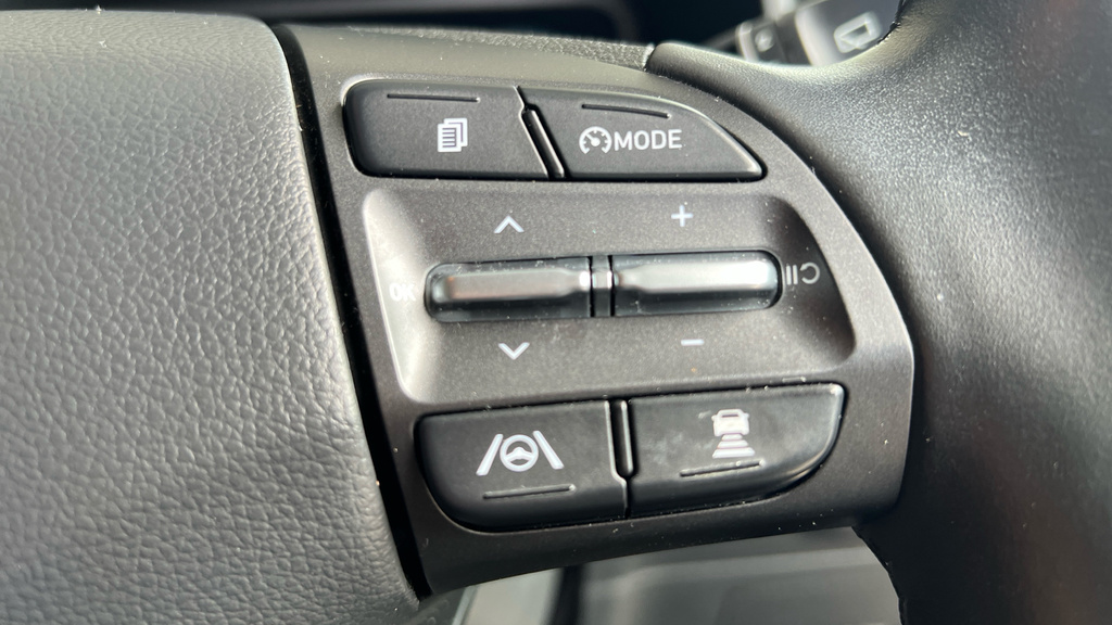 Hyundai Kona Hatchback Blue #27