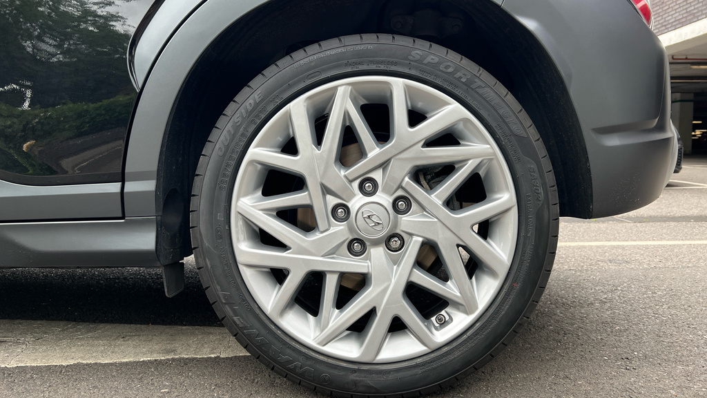Hyundai Kona Hatchback Blue #20