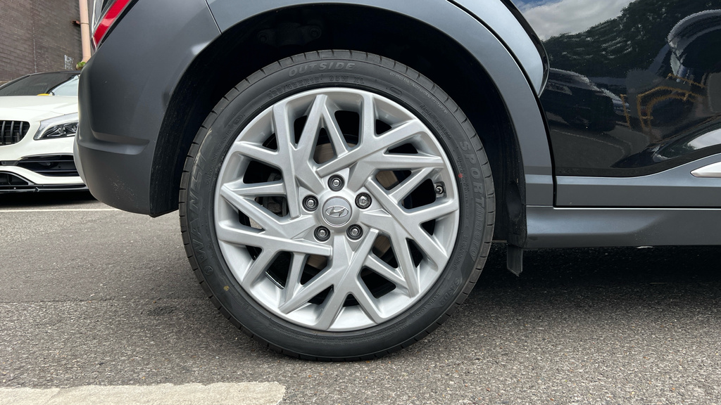 Hyundai Kona Hatchback Blue #22