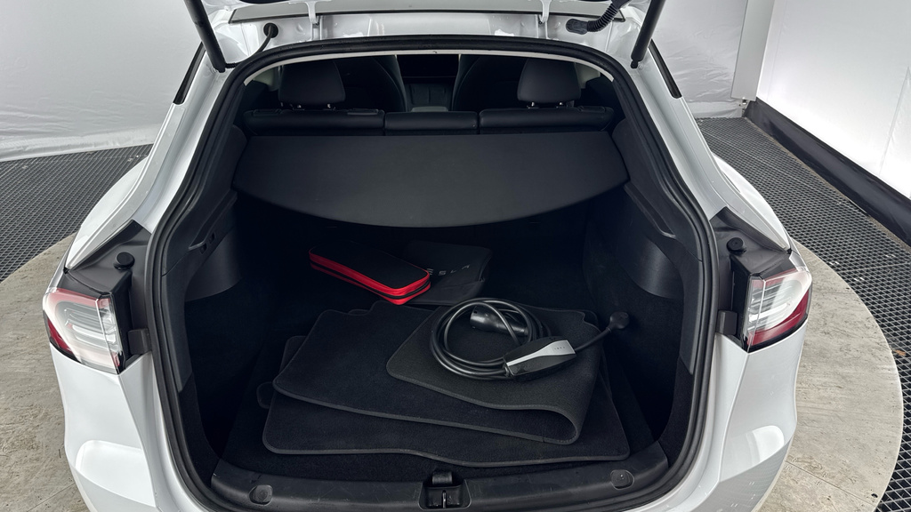 Tesla Model Y Suv Rwd 346 Ps White #15