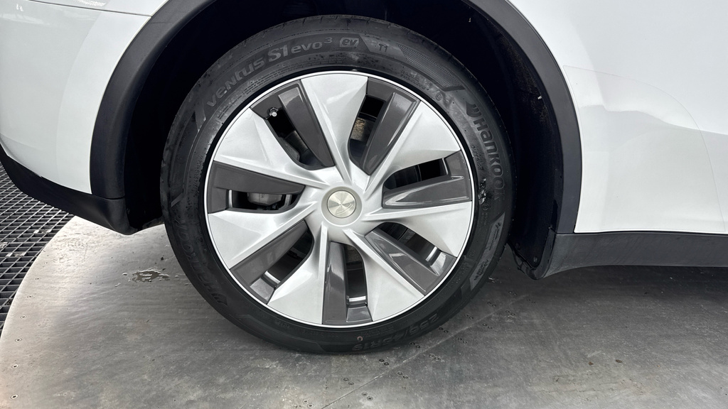 Tesla Model Y Suv Rwd 346 Ps White #20