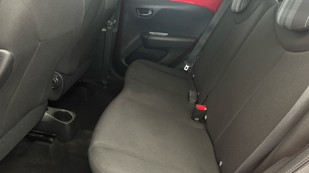 Peugeot 108 1.0 72 Active Red #18