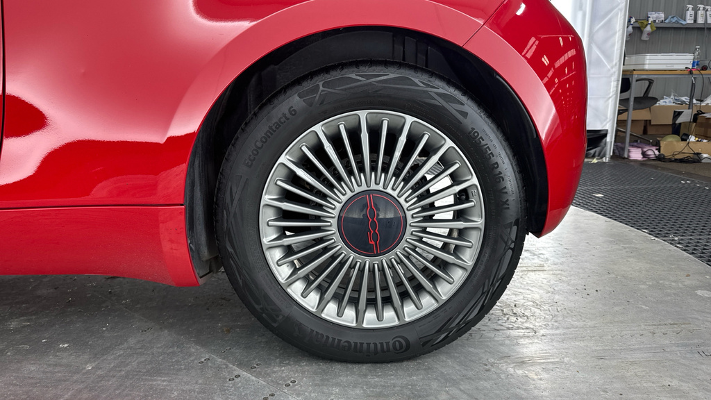 Fiat 500E 42Kwh La Prima #17