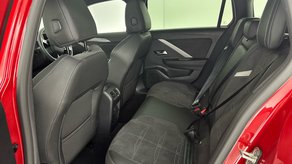 Vauxhall Astra 1.2 Turbo 130 Ultimate Grey #14